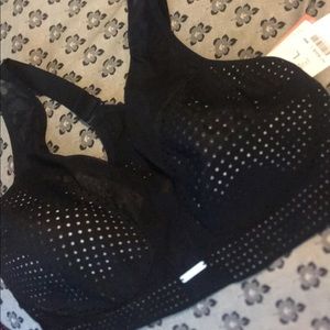 😻MESH SPORTS BRA NWT😻